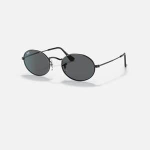 Black oval raybans